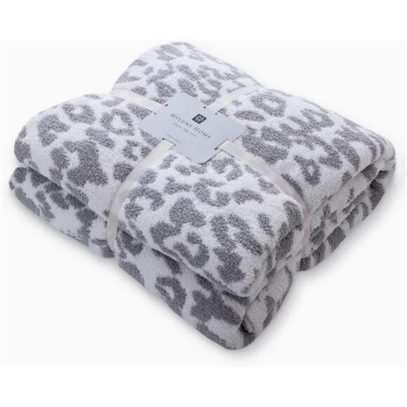 Ultra Soft Micro Plush White Grey Leopard Blanket (51x63 inches) Warm Reversible - Picture 1 of 7